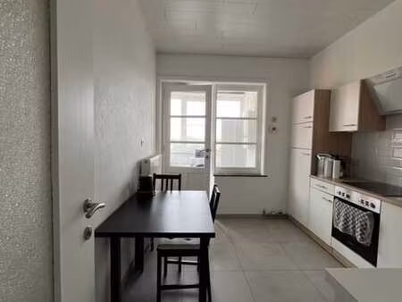 appartement 1 chambre à coucher  sans terrasse