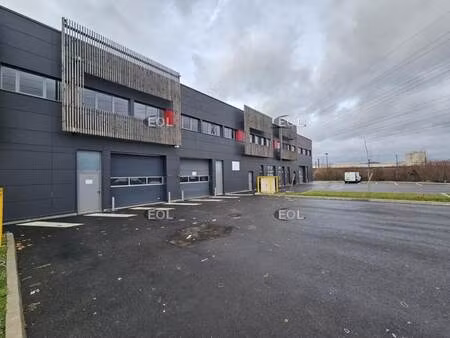 location entrepôt creteil 94000 533m²