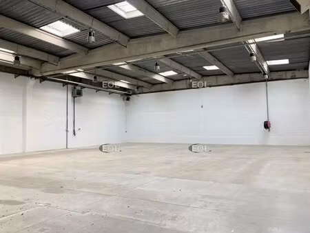 location local d’activités palaiseau 91120 452m²
