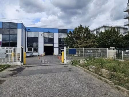 location local d’activités vitry sur seine 94400 635m²