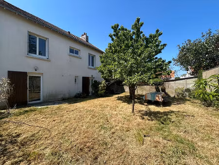 vente maison 8 pièces  135.00m²  saint