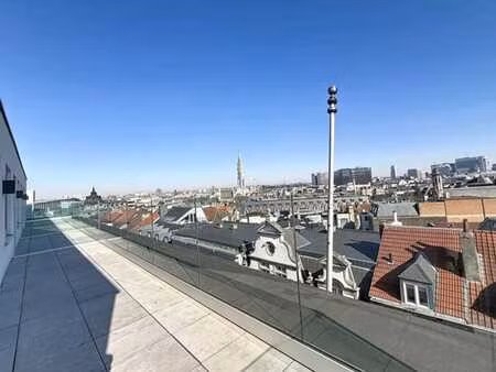 mont des arts : accès rapide schuman