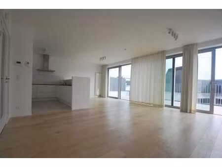 penthouse de premier standing grande terrasse sans vàv