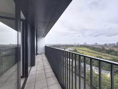 quartier genève  superbe penthouse 3ch ± 90m² +terrasse