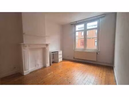 appartement 2ch + balcon - faibles charges