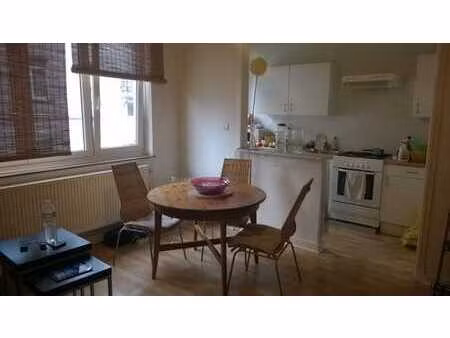 près de clinique moliere - immeuble de coin