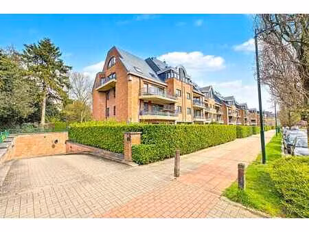 stockel - magnifique duplex 3 ch  terrasses et garages