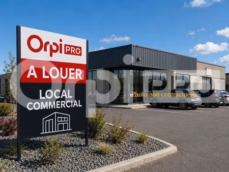 location commerce trignac 44570 1072m²