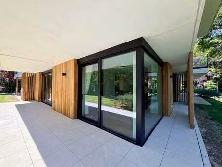 modern appartement op toplocatie in rumbeke!