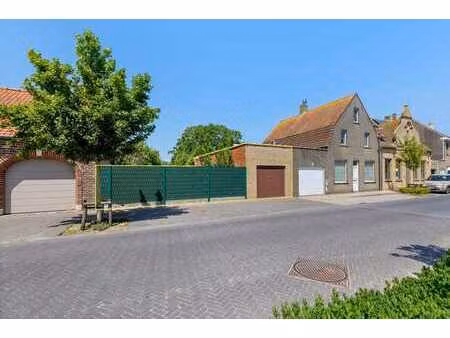 terrain avec garage à vendre à houtem