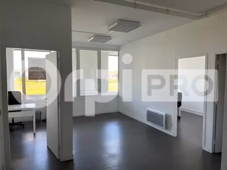 location bureaux 61 m²