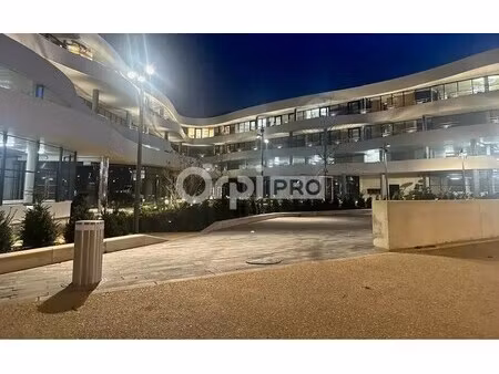 location bureaux 189 m²