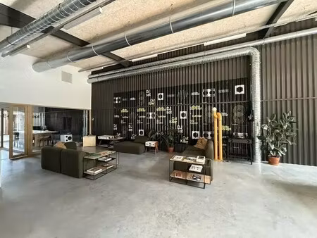 location bureaux 210 m²