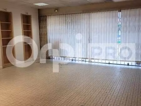location commerce gradignan 33170 222m²