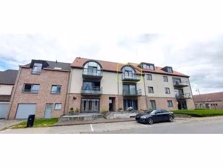 appartement avec cave et garage - 800 € + 50 € charges commu