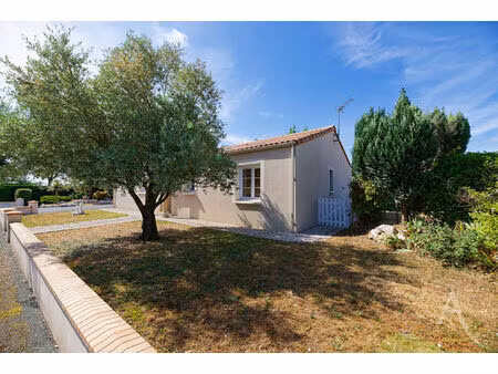 vente maison 5 pièces  108.00m²  montaigu