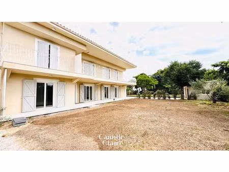 vente appartement 5 pièces 123 m² à aix-en-provence (13090)  549 000 €