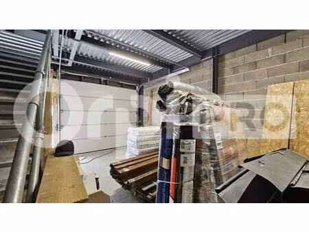location local d’activités gradignan 33170 80m²