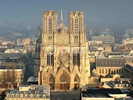 location commerce reims 51100 107m²