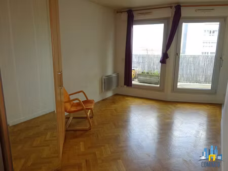 beau studio courbevoie - terrasse