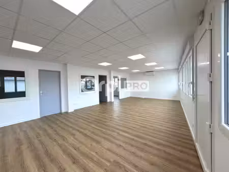 location bureaux limoges 87100 153m²