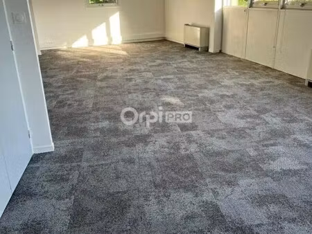 location bureaux 45 m²