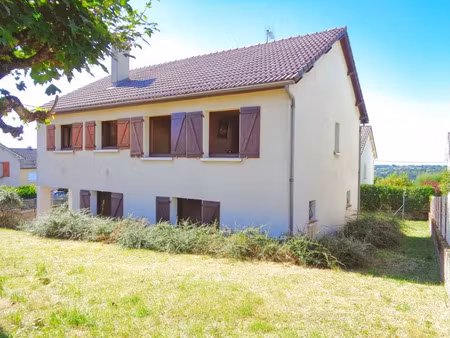 vente maison 5 pièces 91 m² mauriac (15200)