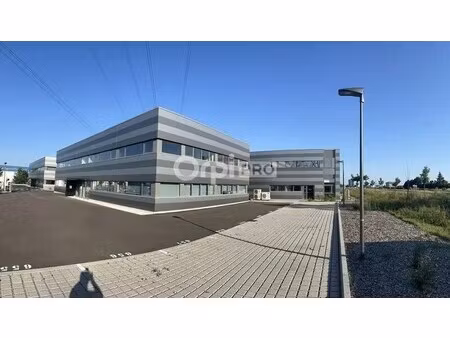 location bureaux 77 m²