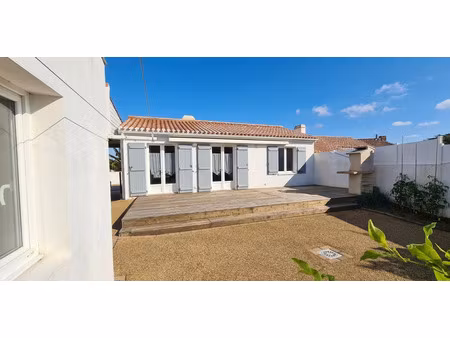 vente maison à la guérinière (85680) : à vendre / 66m² la guérinière