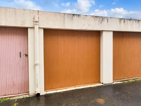 vente parking / box  12.40m²  champigny