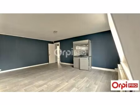 location bureaux 66 m²
