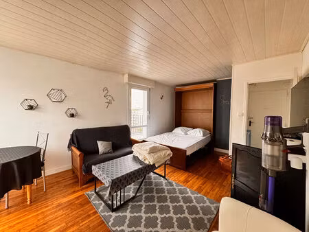 location appartement 1 pièce  31.68m²  la roche