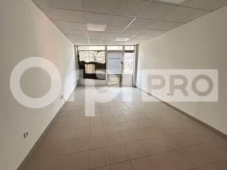 location commerce beauvais 60000 30m²