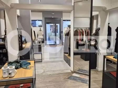 location commerce reims 51100 77m²