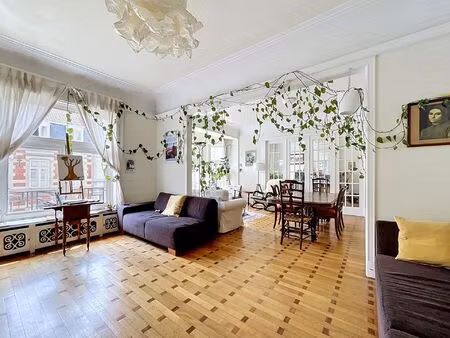 appartement à louer avec 2 chambres   saint-gilles (vbe30868)