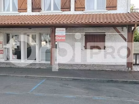 location commerce biscarrosse 40600 55m²