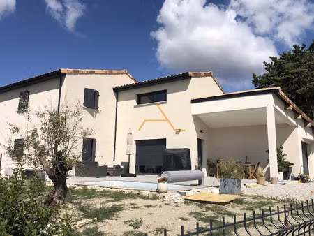 location villa 0 pièces 106 m² à valaurie (26230)  1 800 €