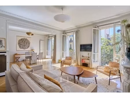appartement de luxe à louer à paris 16e : 5 030 €/mois | 149m²