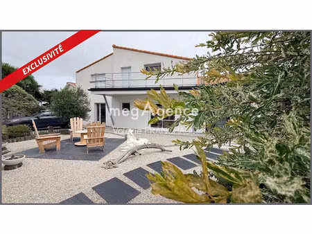 vente maison 7 pièces 113 m² à la faute-sur-mer (85460)  349 000 €