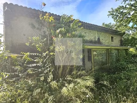 maison à réhabiliter entièrement