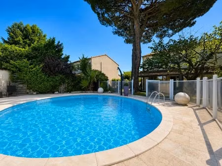 maison de 5 pièces de 118 m² situé à valence