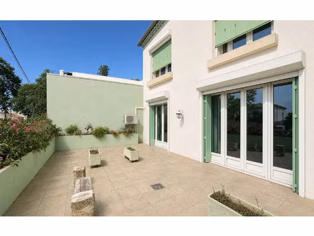 maison nîmes 140 m² t-6 à vendre  280 000 €