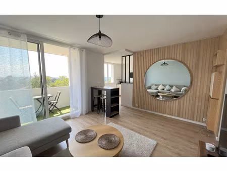 location appartement  69.71 m² t-4 à caluire-et-cuire  1 433 €