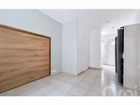 location appartement  17.37 m² t-1 à maisons-alfort  690 €