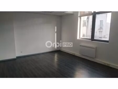 location bureaux 155 m²