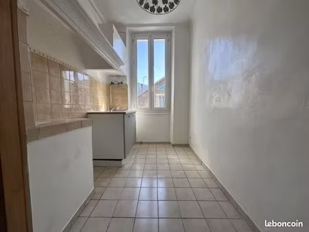 appartement 3 pièces 53 m²