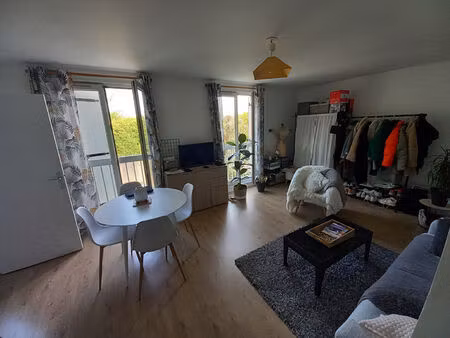 location appartement 1 pièce  36.19m²  dourdan