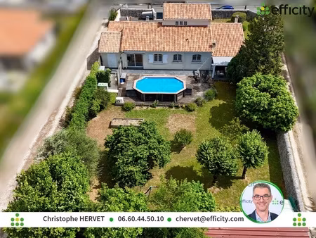 maison 7 pièces - 160 m²