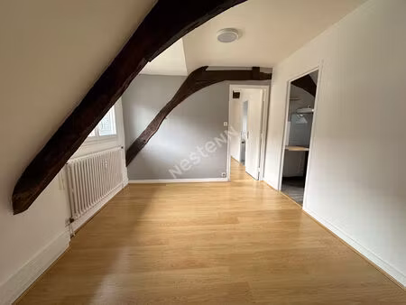 a louer - appartement de 2 pièces à ploërmel (56800)