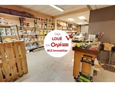 location commerce lomme 59160 182m²
